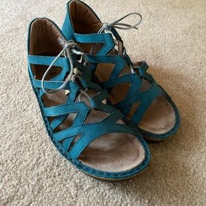 Naot Yarrow Sandal